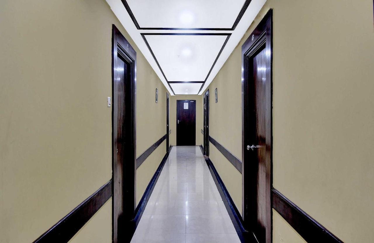 Townhouse The Grand Plaza Hotel Hyderabad Exterior photo